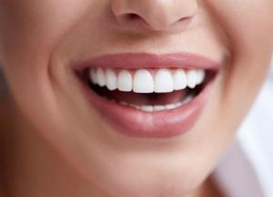 Названы продукты, которые сильно вредят зубам