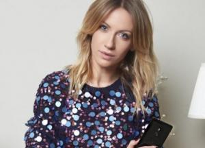 Леся Никитюк показала стройную фигуру в мини-платье (фото)