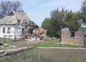 Боевики "ДНР" нанесли удары по жилым домам (фото)