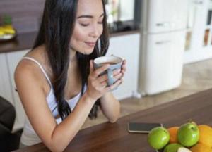 Медики рассказали, какие привычки после еды опасны для здоровья