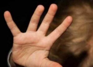 На Донбассе военный пытался изнасиловать девочку: ребенка спасла бабушка