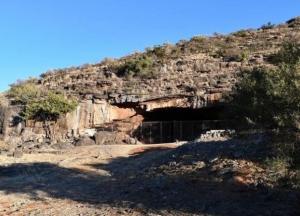 Археологи обнаружили самый старый "дом" в истории человечества, которому 2 млн лет