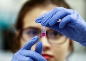 Ученые назвали облегчающий течение COVID алкогольный напиток