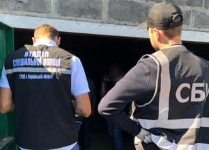 В Харькове за торговлю оружием задержали военного (фото)