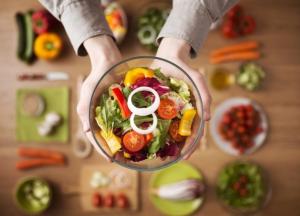 Эксперты назвали продукты, которые можно есть на ночь