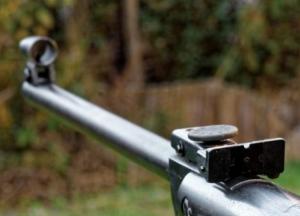 В Хмельницкой области 8-летний мальчик выстрелил в родного брата