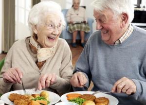 Медики рассказали, что нельзя есть на завтрак пожилым людям