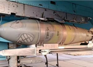 Фугасна авіабомба впала на Енгельс, її впустив російський літак 