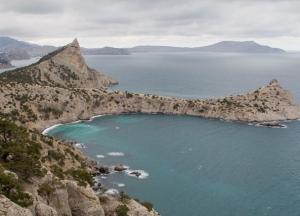 В железной клетке: появились новые печальные фото из оккупированного Крыма