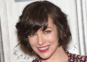 Мила Йовович рассказала, как забеременела в "пещере"