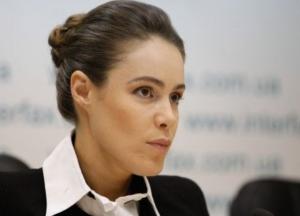 Королевская насмешила сеть своим образом в Раде (фото)