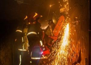 В Киеве произошел масштабный пожар в многоэтажке, есть жертва