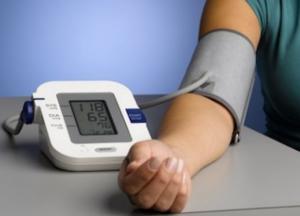 Врачи назвали простые способы понизить давление без лекарств