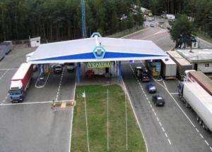 Словакия на границе с Украиной запустит пилотный проект по тестированию на антиген COVID-19