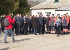 Владимир Зеленский прибыл в Новые Санжары (видео)