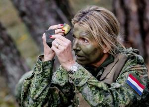 Королева Нідерландів Максима вирішила долучитися до збройних сил і стане резервісткою