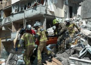 У Києві вже 13 загиблих від атаки ворога минулої ночі: серед них 15-річна та 12-річна дівчата, 57 людей постраждали (відео)