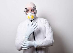 Медики рассказали, как не заразиться от больного коронавирусом члена семьи 