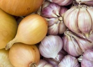 Чеснок или лук? Медики выяснили, что полезнее