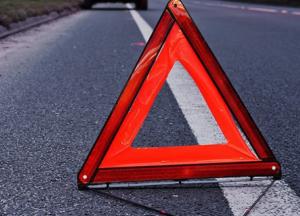 В Киеве из-за автохама скорая не доехала к ребенку с ожогами (видео)