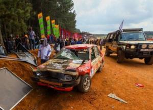 Трагедія на перегонах Fox Hill Super Cross у Шрі-Ланці: авто в'їхало у натовп людей (відео)