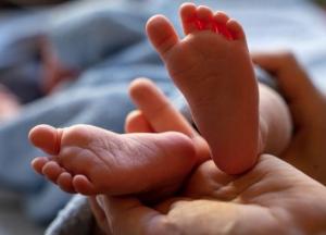В Минздраве хотят увеличить финансирование медпомощи при родах с 2021