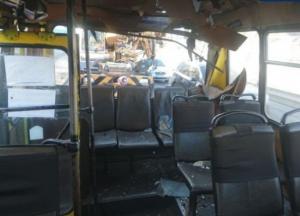 В Одессе кран протаранил маршрутку, есть пострадавшие (фото)