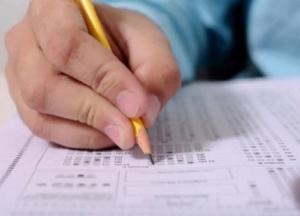 В Украине лучшие участники ВНО получат премии по 100 тысяч