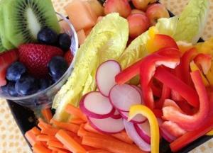 Врачи-диетологи назвали пищевые привычки, замедляющие старение