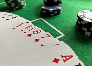 Почему люди испытывают удовольствие от игры в онлайн казино?