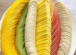 Медики рассказали, какие фрукты выводят холестерин из крови