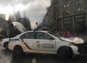 В Киеве автомобиль патрульной полиции попал в ДТП (фото)