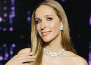 Катя Осадчая опубликовала новый снимок в купальнике (фото)