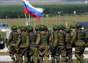 На учениях военных Путина гусеничная машина переехала солдата (видео 18+)