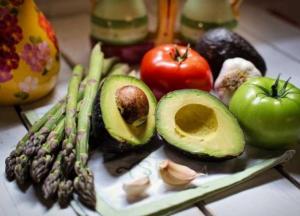 Ученые назвали пять полезных для сердца и мозга продуктов