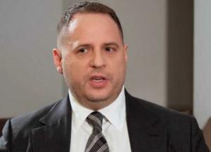 Фотожаба с новым главой ОП Андреем Ермаком стала хитом в сети (фото)