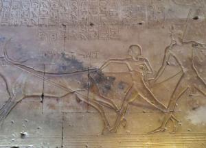 Археологи обнаружили загадочные камеры в священной горе Абидоса 