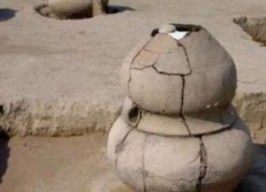 В Венгрии нашли древние останки беременной двойней женщины 