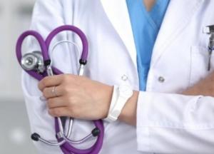 Медики рассказали, как определить рак легких по лицу