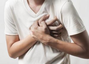 Врачи назвали первые признаки сердечного приступа