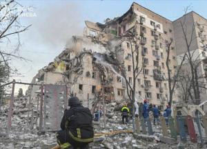 У Києві вже 30 жертв обстрілу з боку РФ, завали ще розбирають (фото)