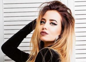 Надя Дорофеева продемонстрировала дерзкий образ (фото)