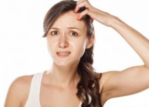 К чему чешется лоб: приметы и суеверия 