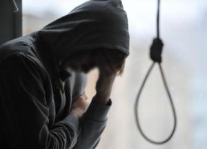На Прикарпатье повесился 17-леттний парень