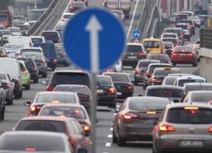 Киев сковали утренние пробки (карта)