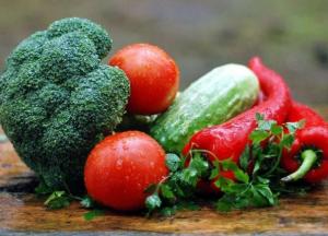 Ученые доказали вред сырых овощей для организма 