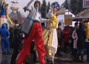 Фотожаба на российскую Масленицу и украинский борщ стала хитом в сети