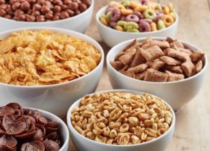 Врачи рассказали об опасности сухих завтраков