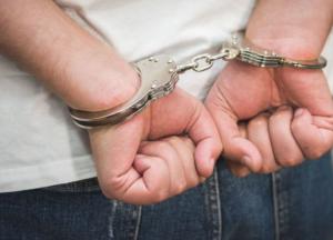 В Фастове задержали полицейского, который требовал 15 тысяч гривен взятки