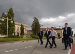 Авария на шахте. Зеленский приехал во Львовскую область